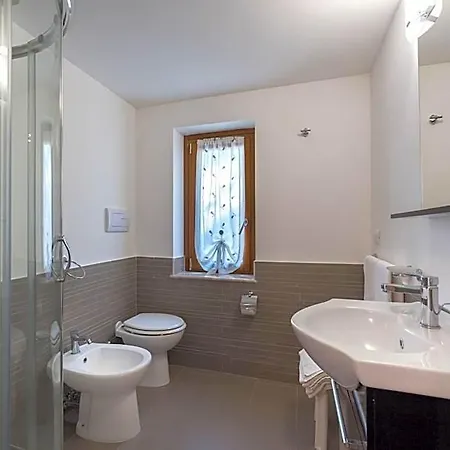 Blue Pearl 4* Camerota